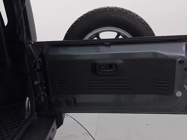 Used Mahindra Thar LX Hard Top Petrol AT in Delhi
