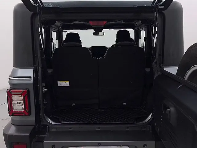 Used Mahindra Thar LX Hard Top Petrol AT in Delhi