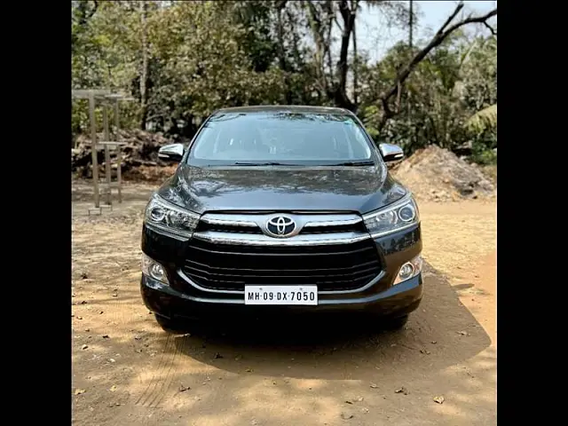 Used 2016 Toyota Innova Crysta in Kolhapur