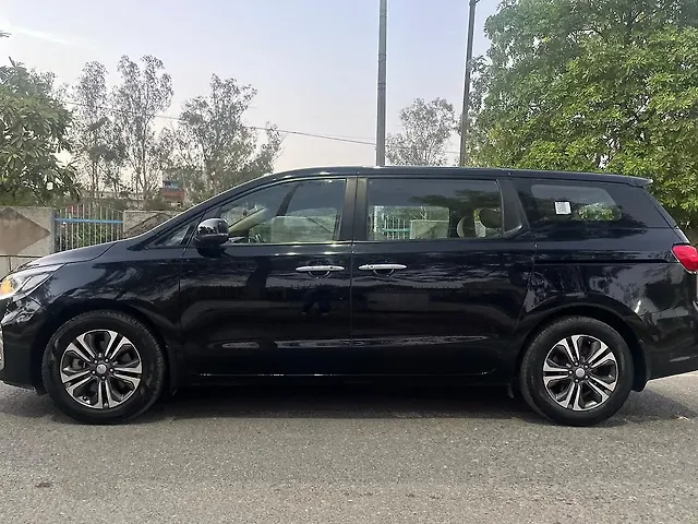 Used Kia Carnival [2020-2023] Premium 7 STR in Delhi
