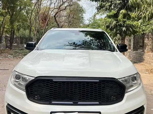 Used 2017 Ford Endeavour in Delhi