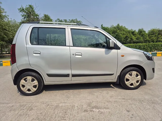 Used Maruti Suzuki Wagon R 1.0 [2014-2019] VXI in Noida