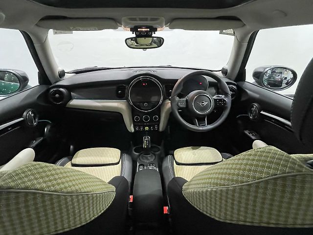 Used MINI Cooper SE 3-Door in Mumbai