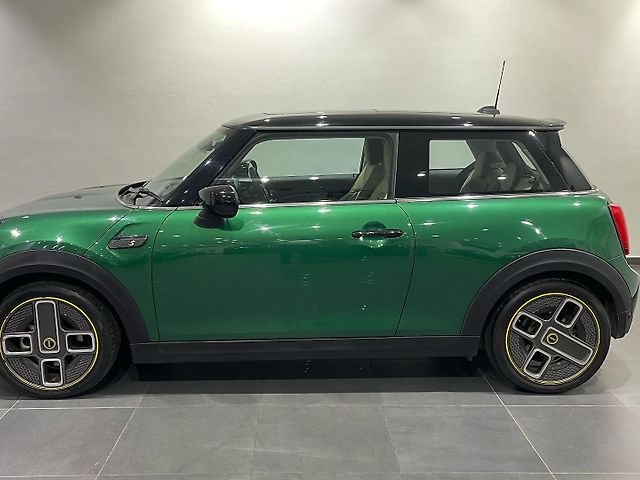 Used MINI Cooper SE 3-Door in Mumbai