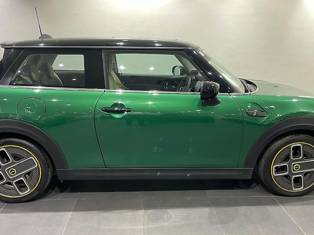 Used MINI Cooper SE 3-Door in Mumbai
