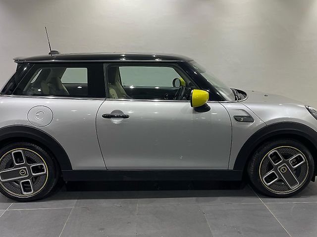 Used MINI Cooper SE 3-Door in Mumbai
