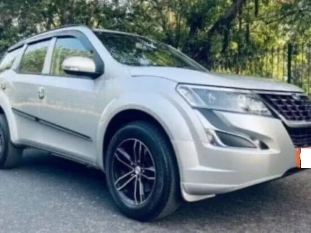 Used 2020 Mahindra XUV500 in Delhi