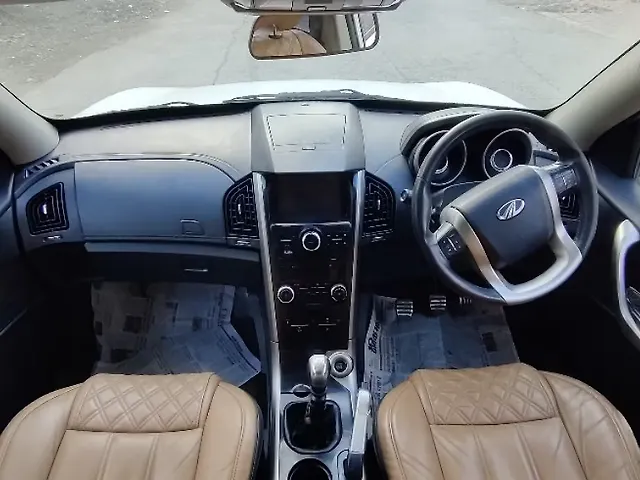 Used Mahindra XUV500 W11 in Indore