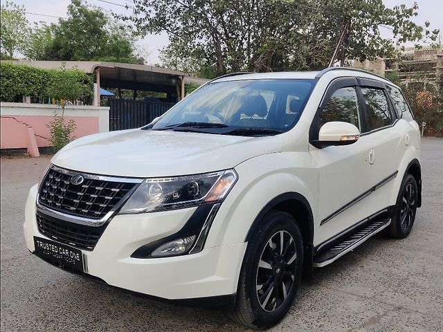 Used Mahindra XUV500 W11 in Indore