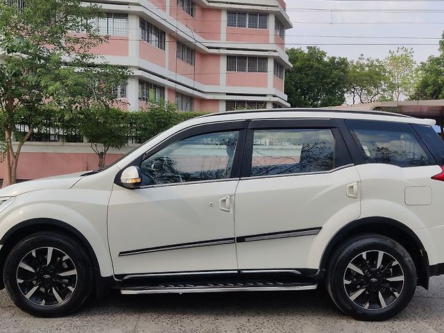 Used Mahindra XUV500 W11 in Indore