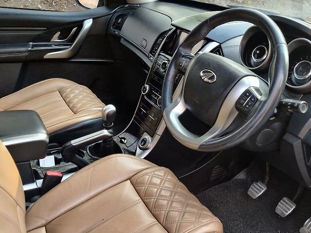 Used Mahindra XUV500 W11 in Indore