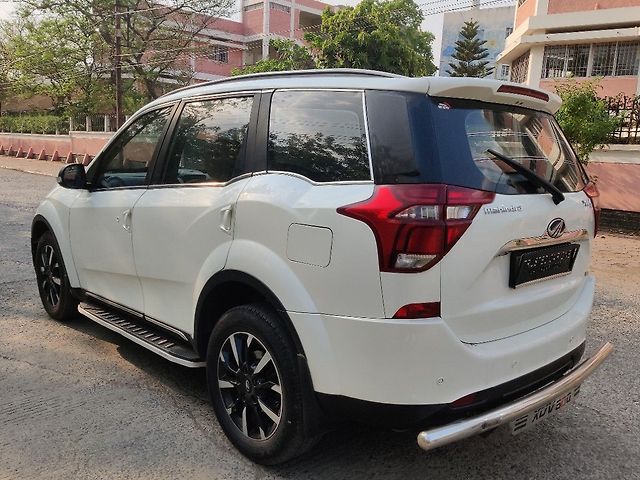 Used Mahindra XUV500 W11 in Indore