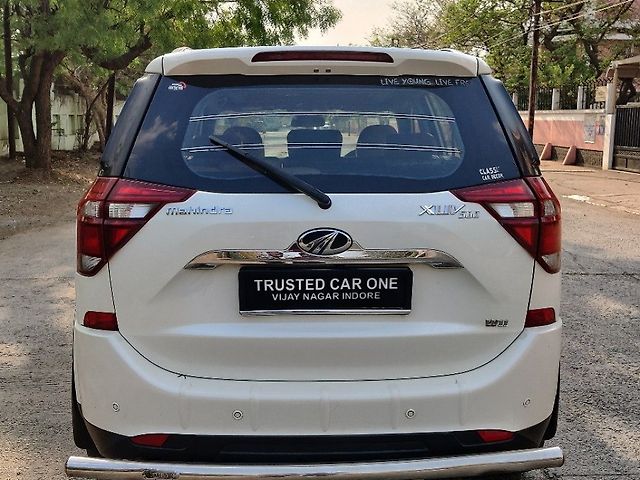 Used Mahindra XUV500 W11 in Indore