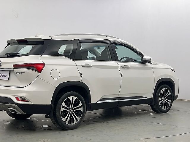 Used MG Hector Plus [2020-2023] Sharp 2.0 Diesel Turbo MT 6-STR in Chandigarh