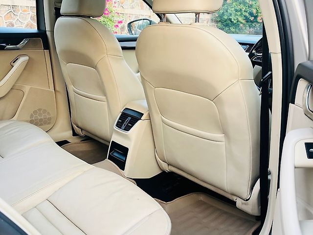 Used Skoda Octavia [2013-2015] Elegance 1.8 TSI AT in Delhi