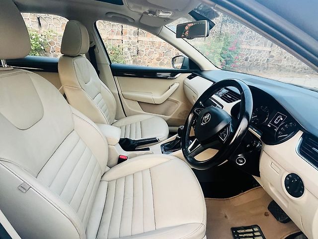 Used Skoda Octavia [2013-2015] Elegance 1.8 TSI AT in Delhi