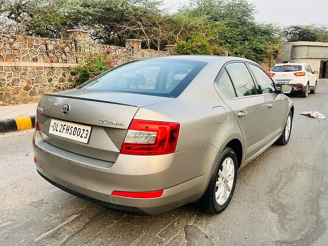 Used Skoda Octavia [2013-2015] Elegance 1.8 TSI AT in Delhi