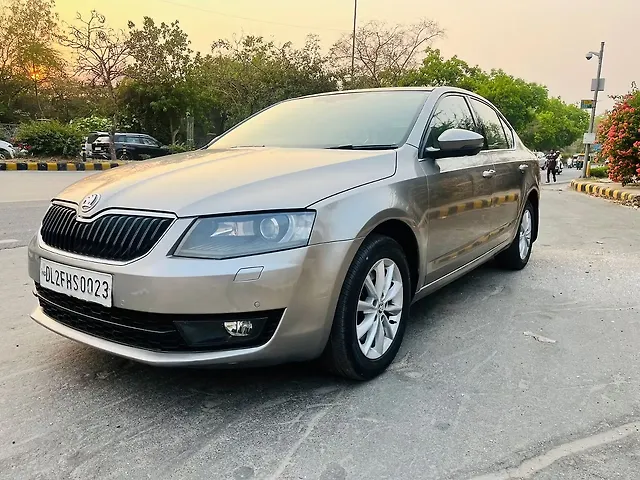 Used Skoda Octavia [2013-2015] Elegance 1.8 TSI AT in Delhi