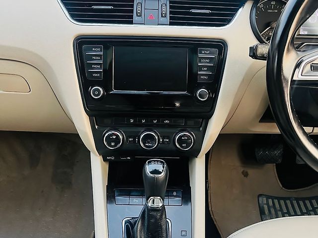 Used Skoda Octavia [2013-2015] Elegance 1.8 TSI AT in Delhi