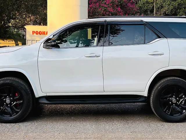 Used Toyota Fortuner GR-S in Mumbai
