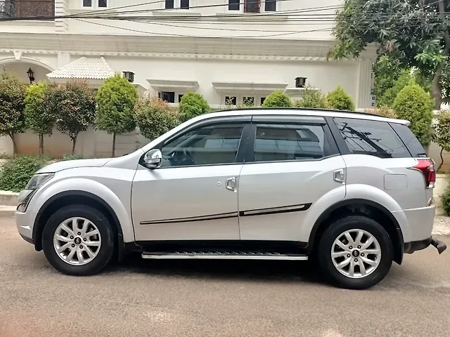 Used Mahindra XUV500 W7 [2018-2020] in Hyderabad