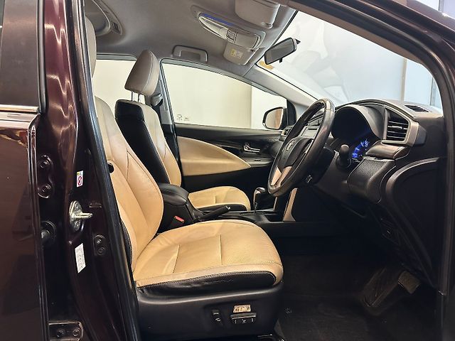 Used Toyota Innova Crysta [2016-2020] 2.8 ZX AT 7 STR [2016-2020] in Mumbai