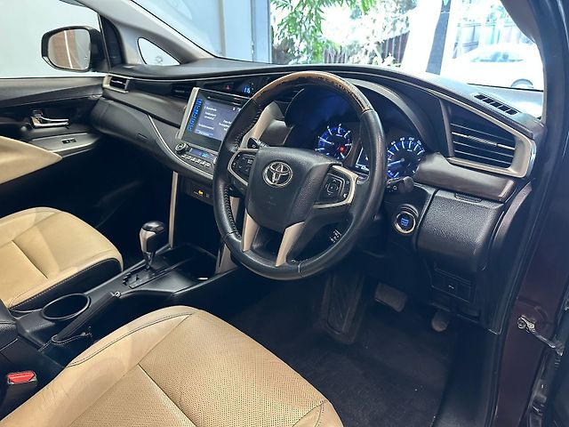 Used Toyota Innova Crysta [2016-2020] 2.8 ZX AT 7 STR [2016-2020] in Mumbai