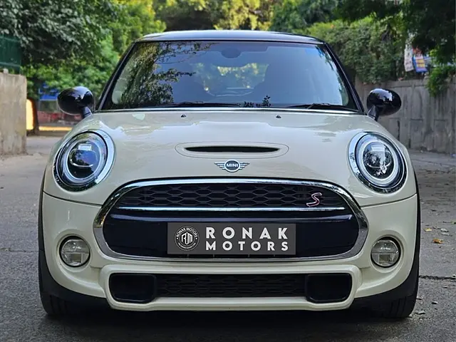 Used 2019 MINI Cooper in Delhi