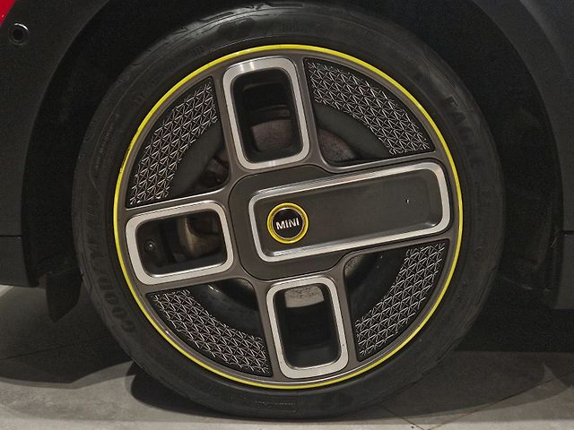 Used MINI Cooper SE 3-Door in Mumbai