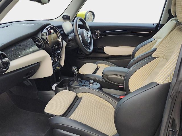 Used MINI Cooper SE 3-Door in Mumbai