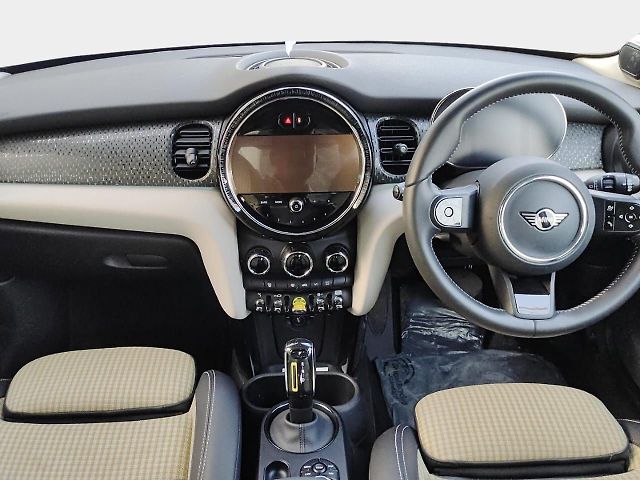 Used MINI Cooper SE 3-Door in Mumbai