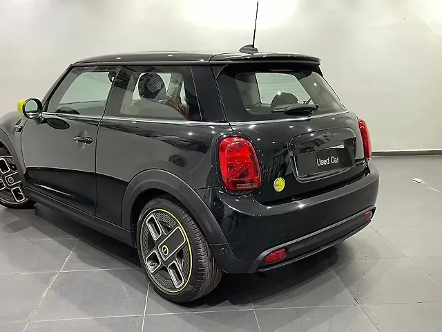 Used MINI Cooper SE 3-Door in Mumbai