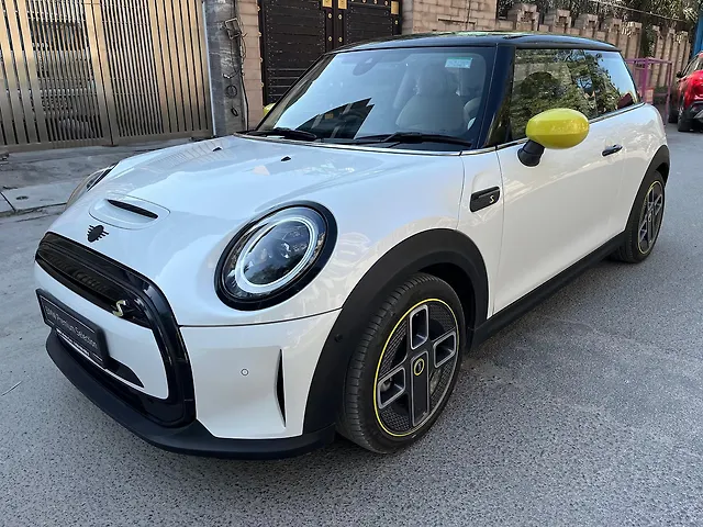 Used MINI Cooper SE 3-Door in Mumbai