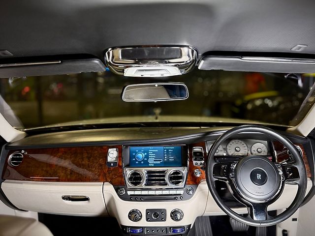 Used Rolls-Royce Ghost 6.5 in Delhi