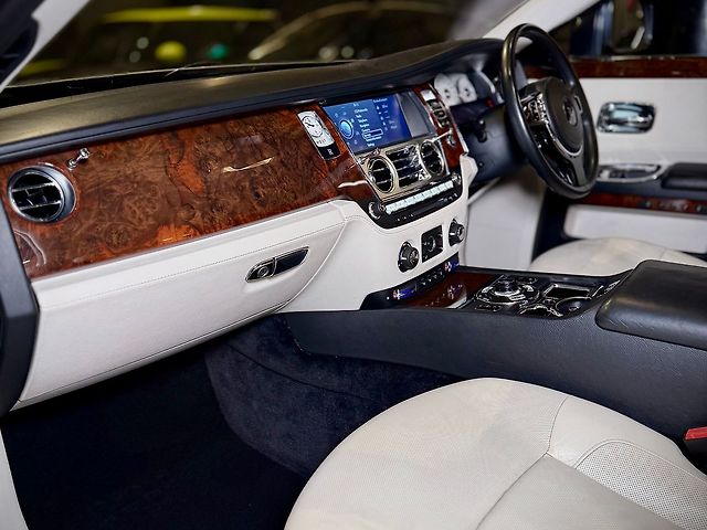 Used Rolls-Royce Ghost 6.5 in Delhi