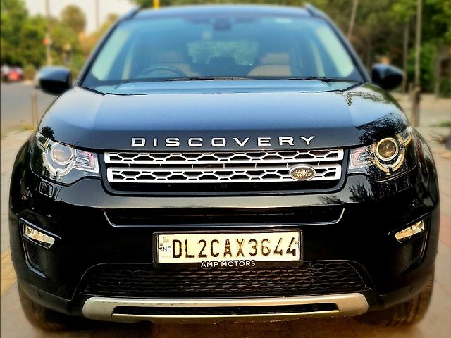 Used 2017 Land Rover Discovery in Delhi
