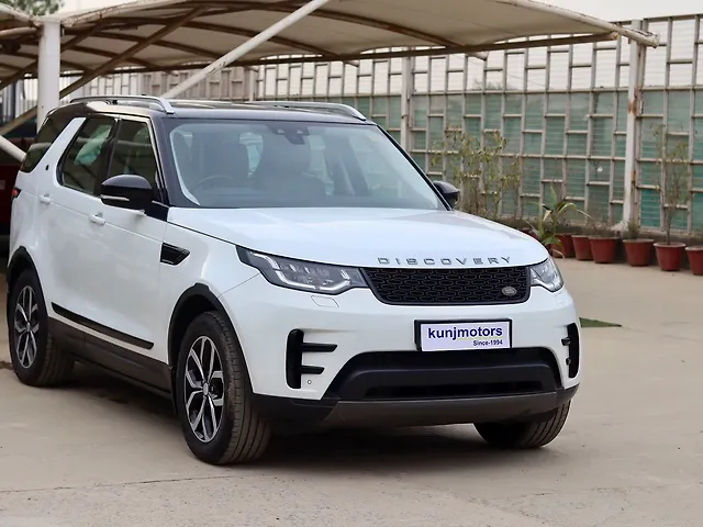 Used 2019 Land Rover Discovery in Delhi