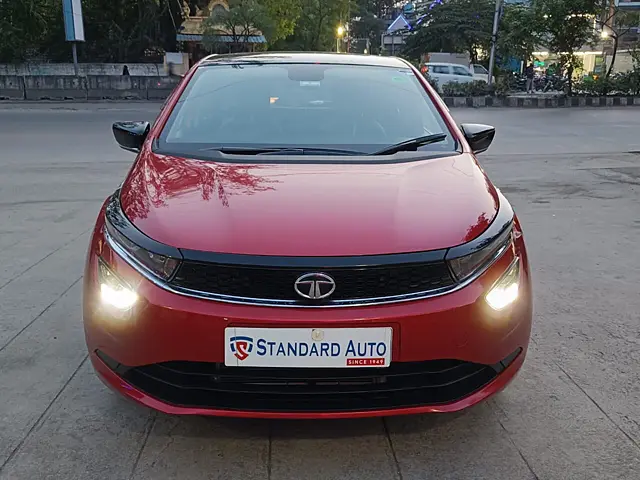 Used 2023 Tata Altroz in Bangalore