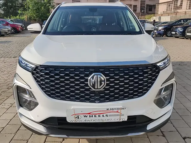 Used 2023 MG Hector Plus in Mumbai