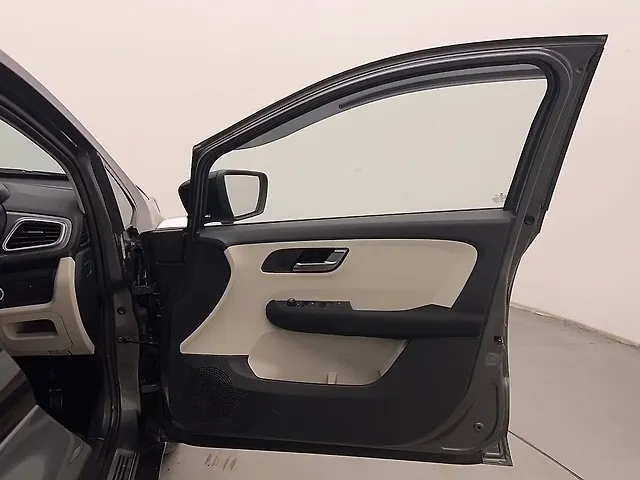 Used Tata Altroz XZ Petrol [2020-2023] in Chandigarh