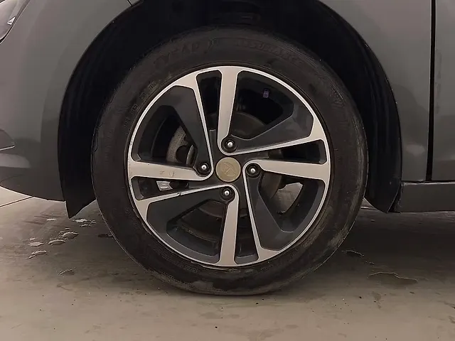 Used Tata Altroz XZ Petrol [2020-2023] in Chandigarh
