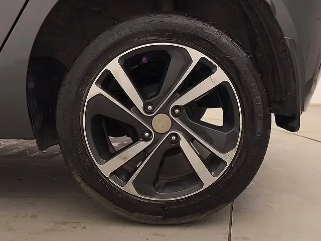 Used Tata Altroz XZ Petrol [2020-2023] in Chandigarh
