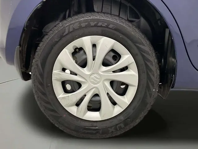 Used Maruti Suzuki Swift [2021-2024] VXi [2021-2023] in Ahmedabad