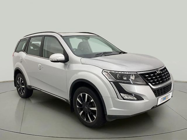 Used 2019 Mahindra XUV500 in Vadodara