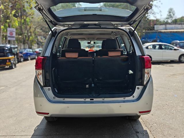 Used Toyota Innova Crysta [2016-2020] 2.4 GX 7 STR [2016-2020] in Mumbai