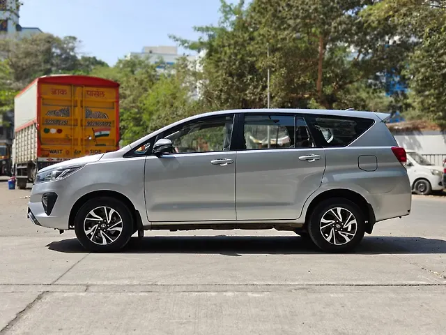 Used Toyota Innova Crysta [2016-2020] 2.4 GX 7 STR [2016-2020] in Mumbai