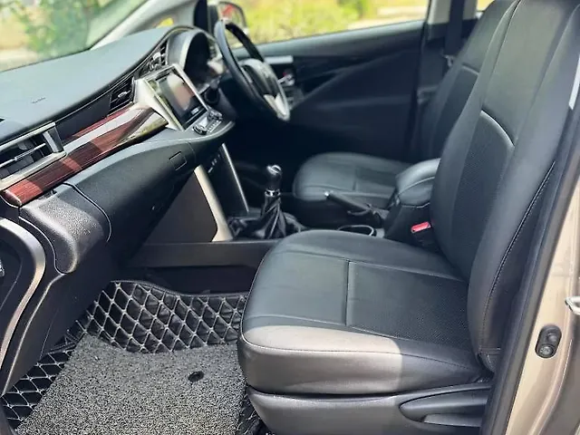 Used Toyota Innova Crysta [2016-2020] 2.4 V Diesel in Delhi