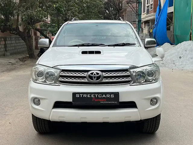 Used 2011 Toyota Fortuner in Bangalore