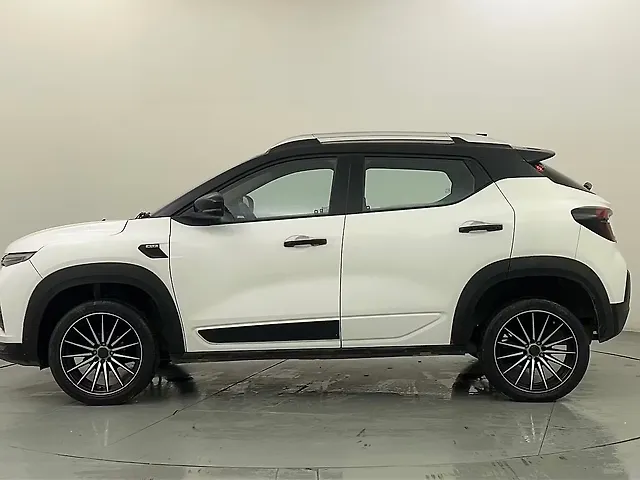 Used Renault Kiger [2021-2022] RXZ AMT Dual Tone in Delhi