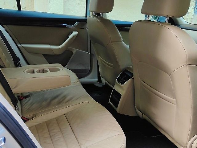 Used Skoda Octavia [2013-2015] Ambition 2.0 TDI AT in Bangalore